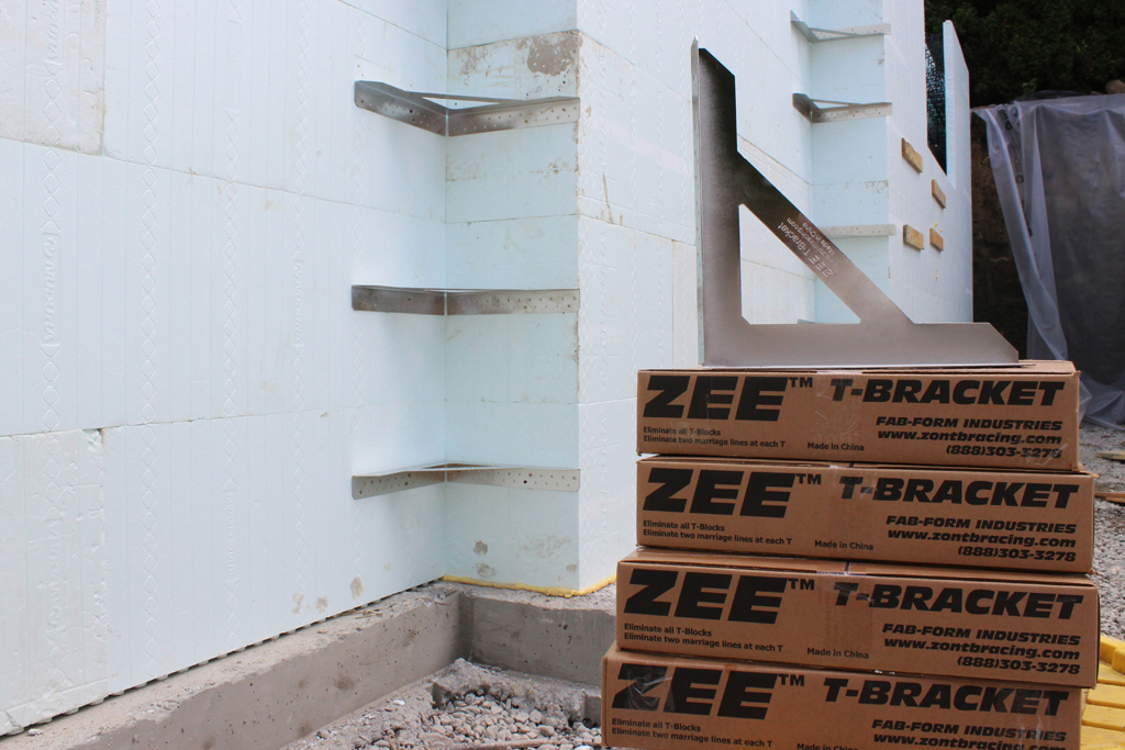 Zee T-bracket 14 pcs (carton box)